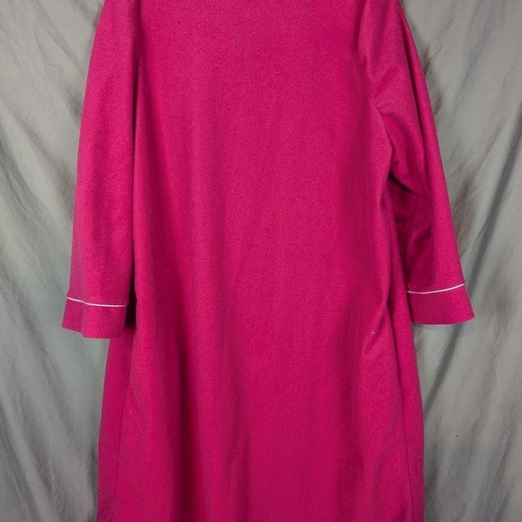 VINTAGE nightgown Intimate Moods in bright pink size large pockets and snaps - Picture 4 of 10